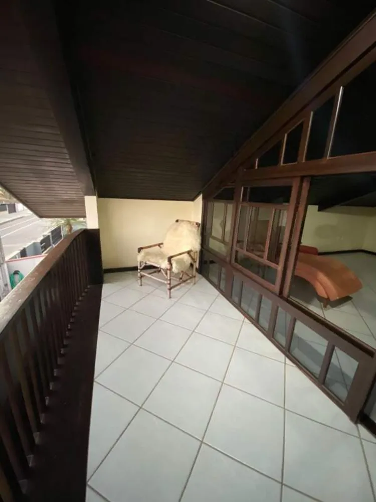 Casa, 3 quartos, 220 m² - Foto 6