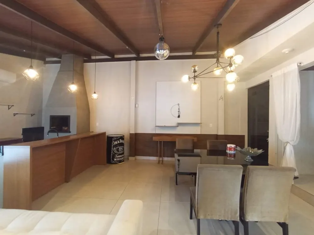 Casa, 4 quartos, 200 m² - Foto 11