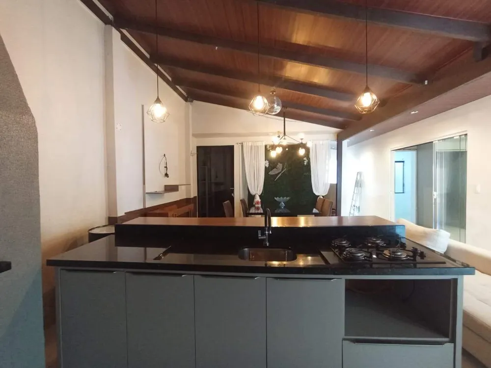 Casa, 4 quartos, 200 m² - Foto 10