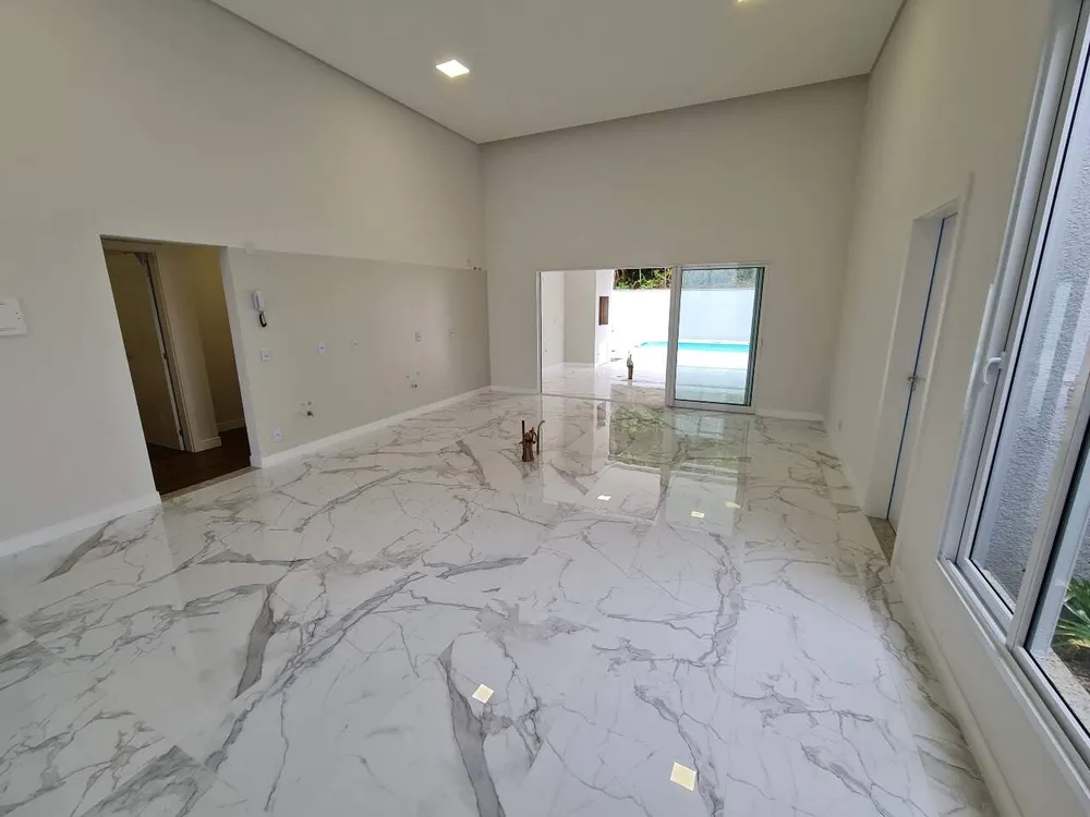 Casa, 3 quartos, 210 m² - Foto 4
