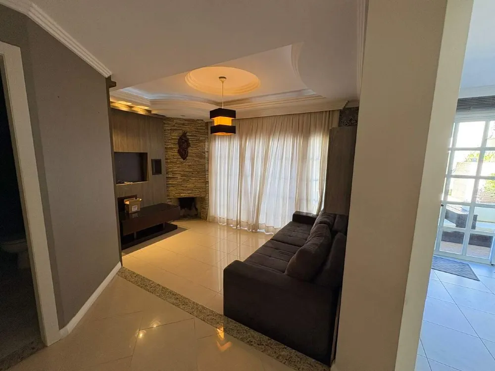 Casa, 5 quartos, 293 m² - Foto 2