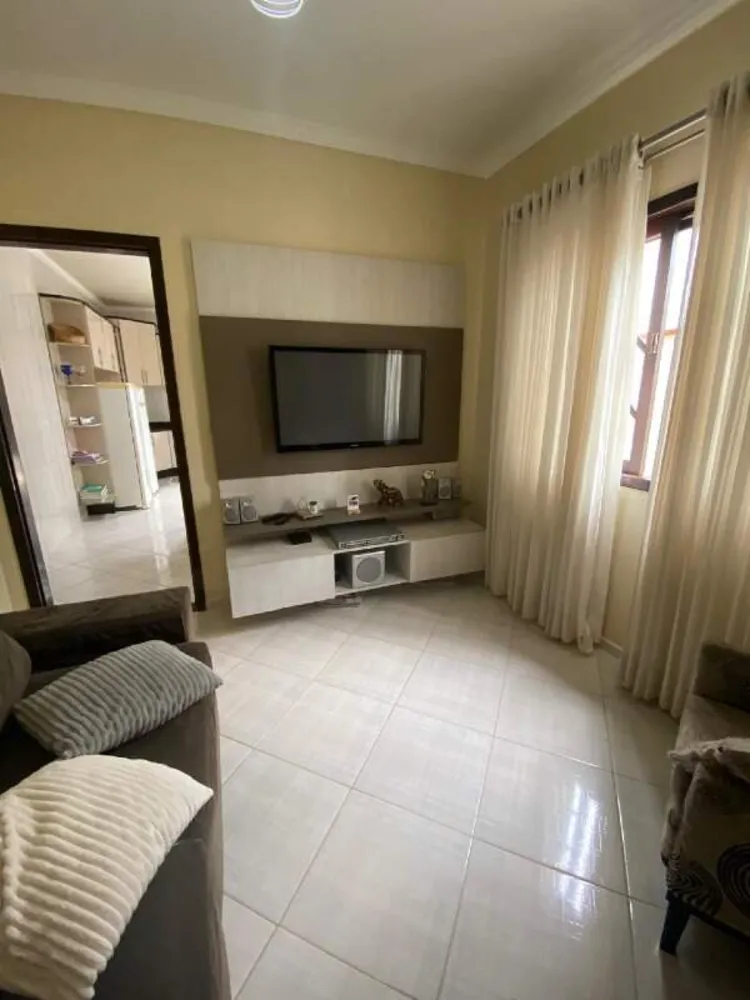 Casa, 3 quartos, 84 m² - Foto 2