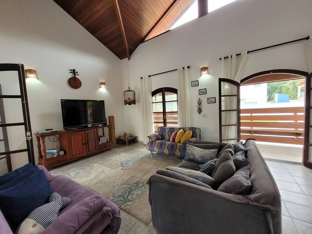Casa à venda com 4 quartos - Foto 1