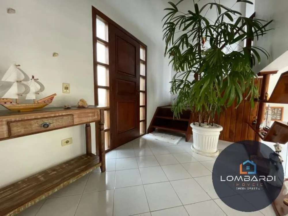 Casa, 4 quartos, 250 m² - Foto 1
