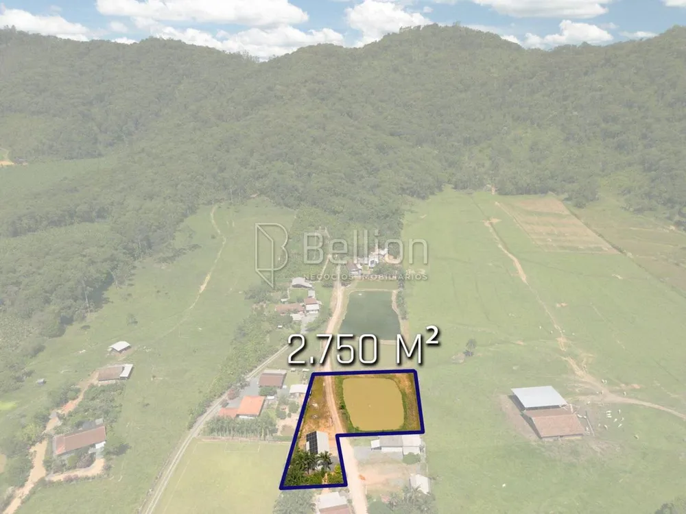 Chácara, 4 quartos, 2750 m² - Foto 1