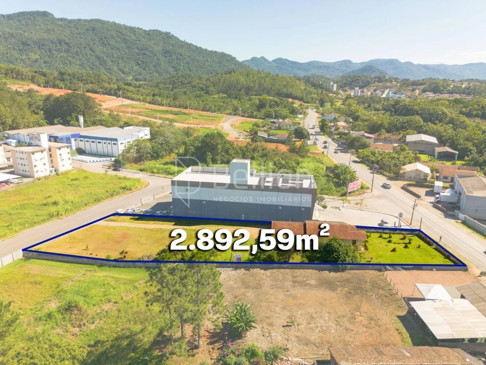 Sala-Conjunto, 2892 m² - Foto 1