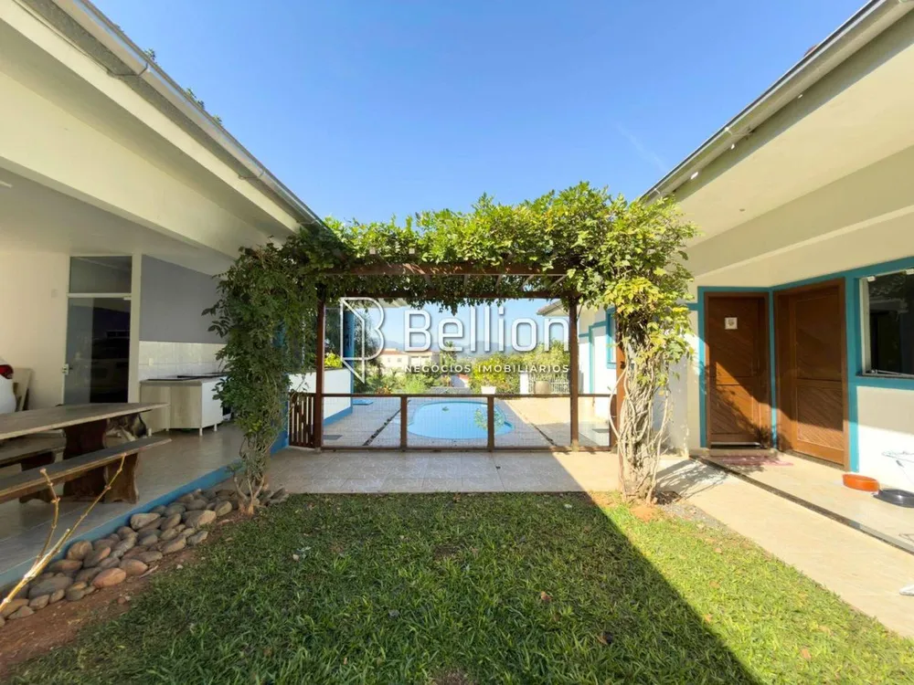 Casa, 3 quartos, 204 m² - Foto 4