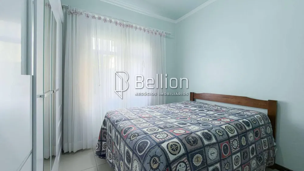 Casa, 3 quartos, 219 m² - Foto 3