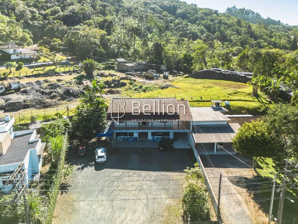 Casa, 6 quartos, 95 m² - Foto 1