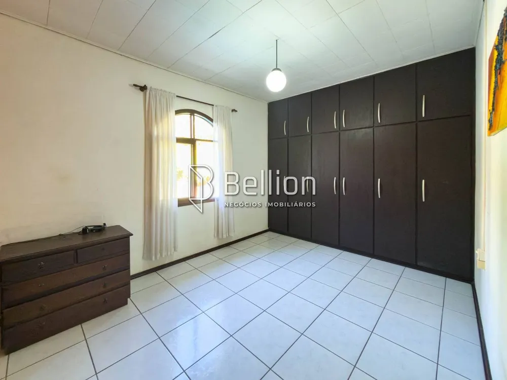Casa, 4 quartos, 322 m² - Foto 3