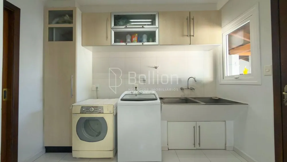 Casa, 4 quartos, 365 m² - Foto 1