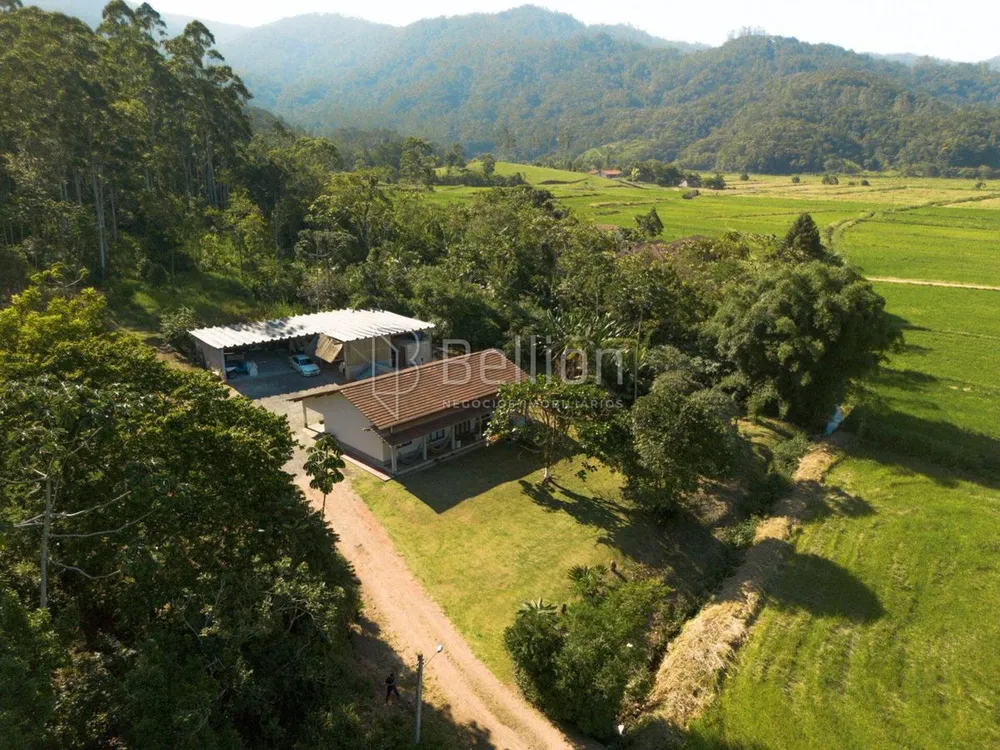 Sítio, 4 quartos, 19 hectares - Foto 2