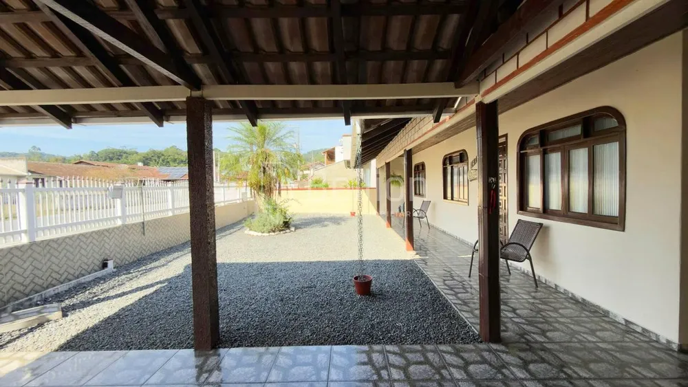 Casa, 4 quartos, 130 m² - Foto 2