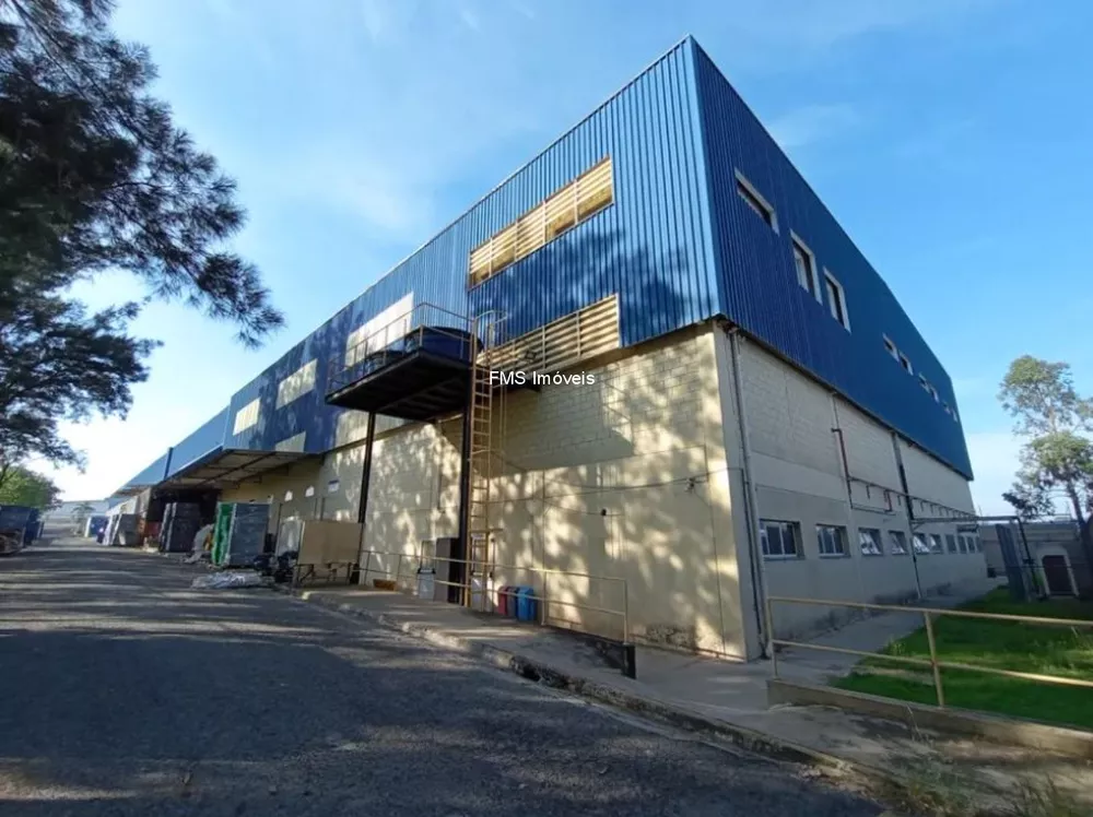 Depósito-Galpão-Armazém para alugar, 4593m² - Foto 1