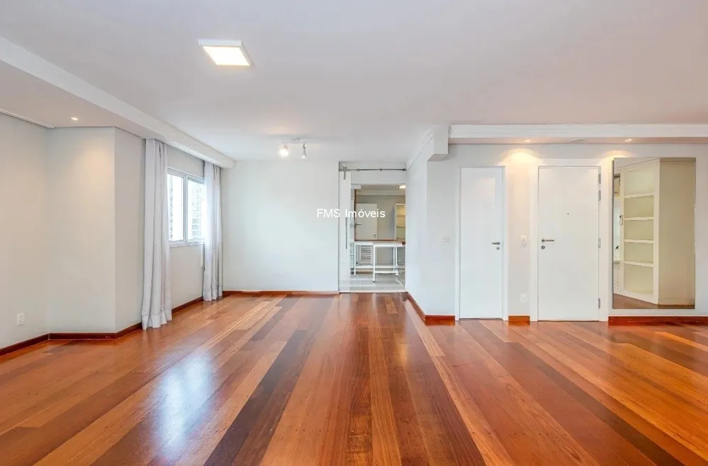 Apartamento, 3 quartos, 165 m² - Foto 2