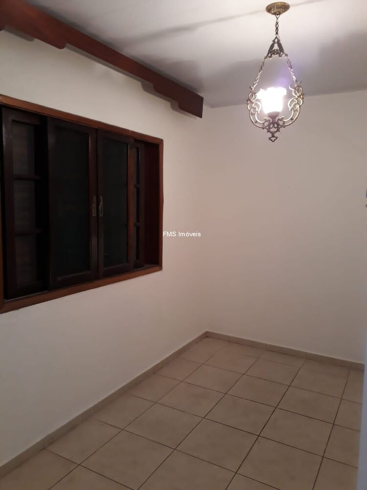 Casa, 3 quartos, 300 m² - Foto 3