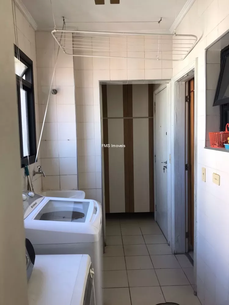 Apartamento à venda com 3 quartos, 285m² - Foto 2