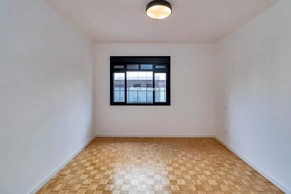 Apartamento à venda com 3 quartos, 220m² - Foto 9