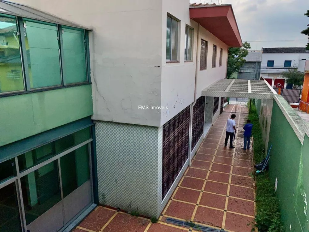 Prédio Inteiro para alugar com 1 quarto, 606m² - Foto 2