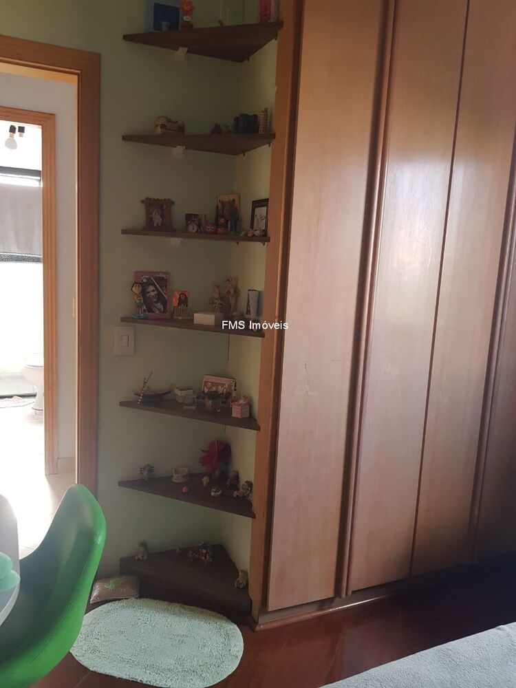 Apartamento à venda com 2 quartos, 75m² - Foto 3
