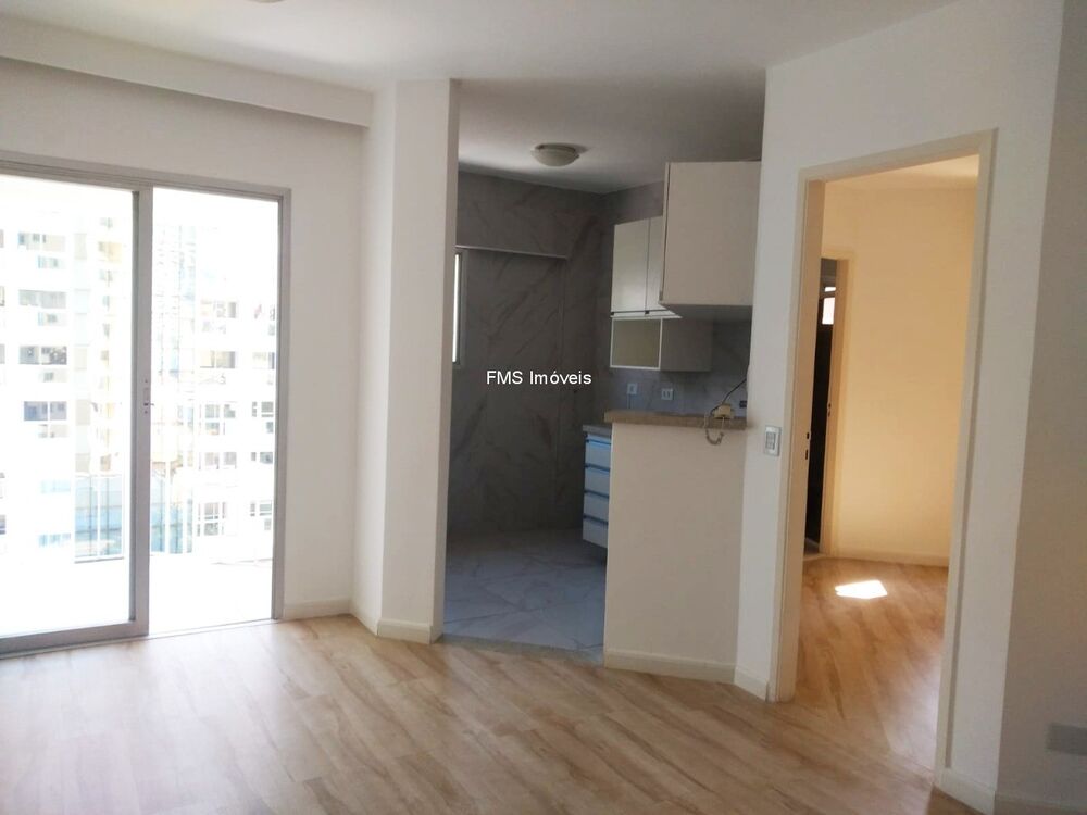 Apartamento para alugar com 1 quarto, 33m² - Foto 1
