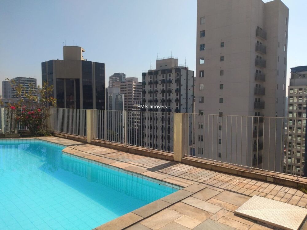 Apartamento para alugar com 1 quarto, 33m² - Foto 13