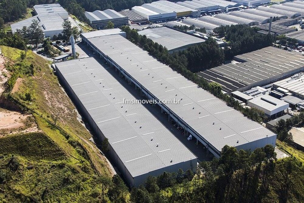 Depósito-Galpão-Armazém para alugar, 1761m² - Foto 2