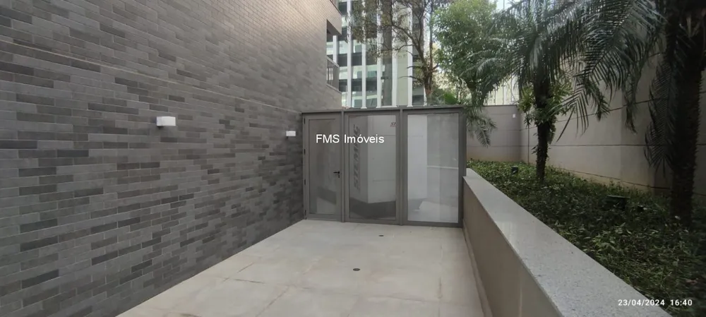 Prédio Inteiro, 4443 m² - Foto 1