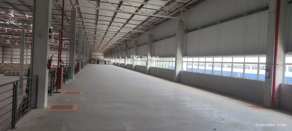 Depósito-Galpão, 4411 m² - Foto 1