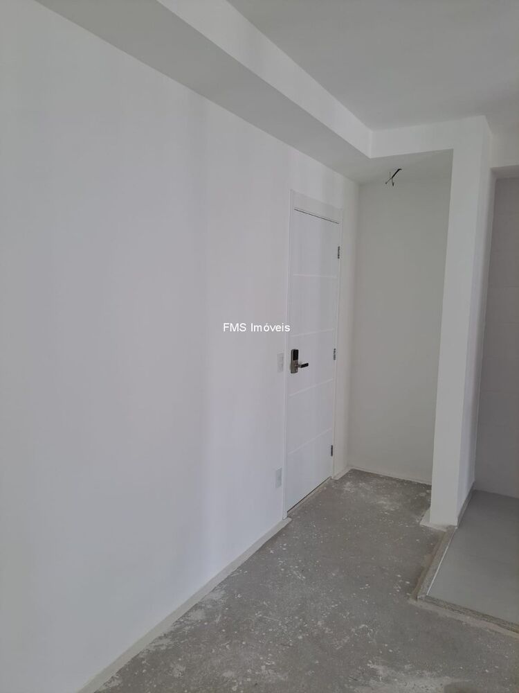 Apartamento à venda com 3 quartos, 79m² - Foto 17