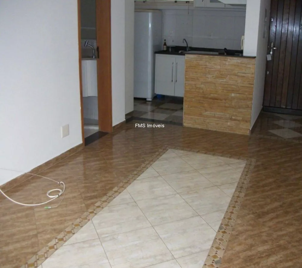 Apartamento para alugar com 1 quarto, 55m² - Foto 1