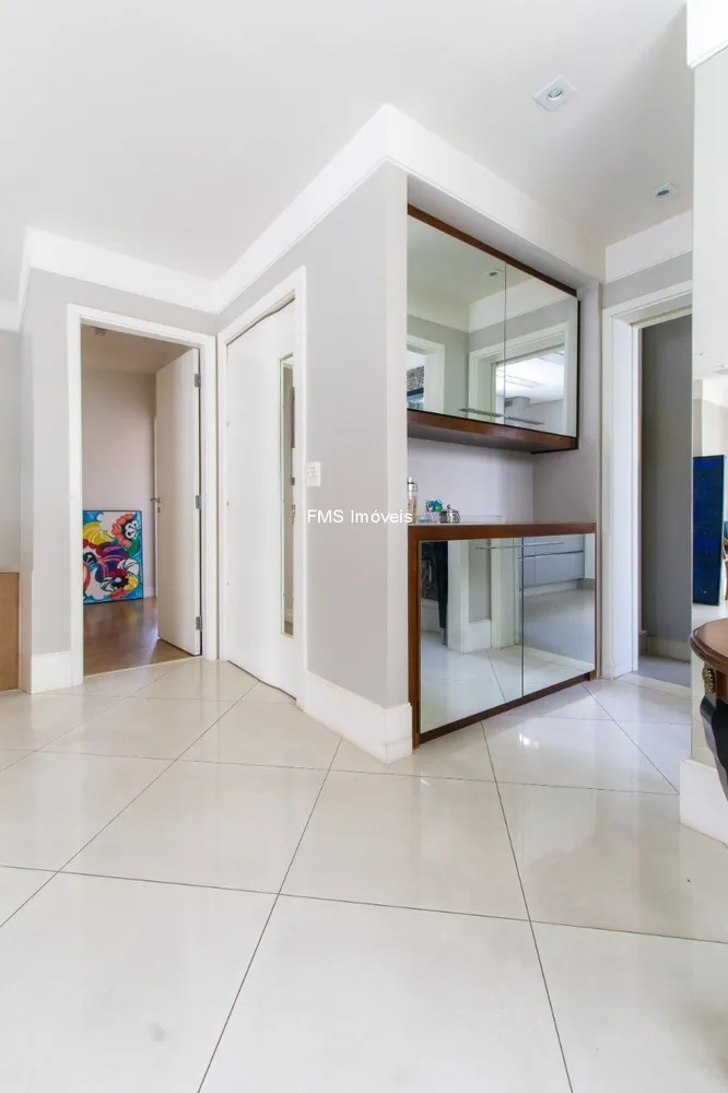 Apartamento, 3 quartos, 124 m² - Foto 2