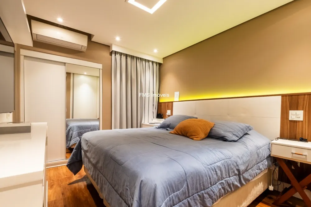 Apartamento, 3 quartos, 245 m² - Foto 1