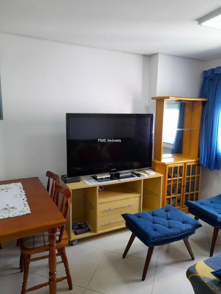 Apartamento à venda com 2 quartos, 75m² - Foto 1