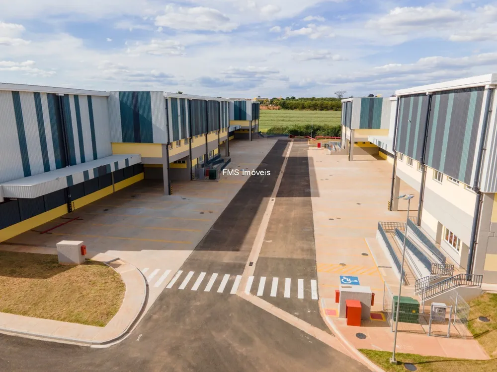 Depósito-Galpão, 3398 m² - Foto 1