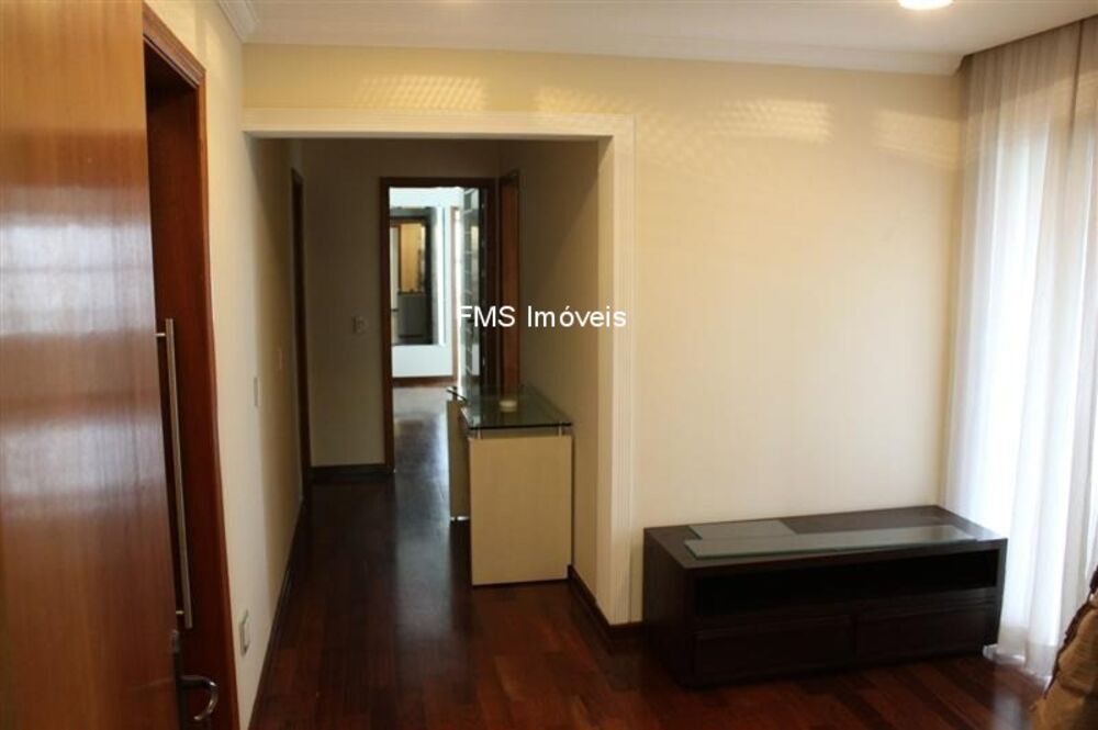 Apartamento à venda com 4 quartos, 250m² - Foto 12
