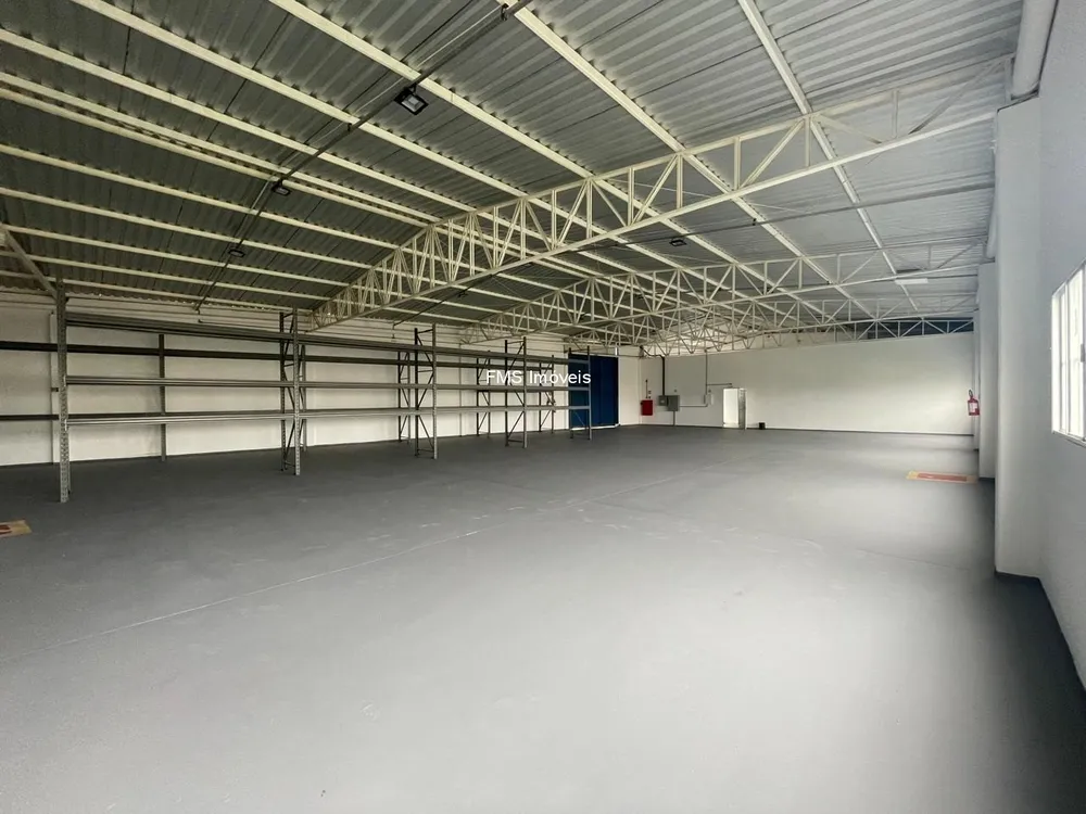 Depósito-Galpão, 650 m² - Foto 1