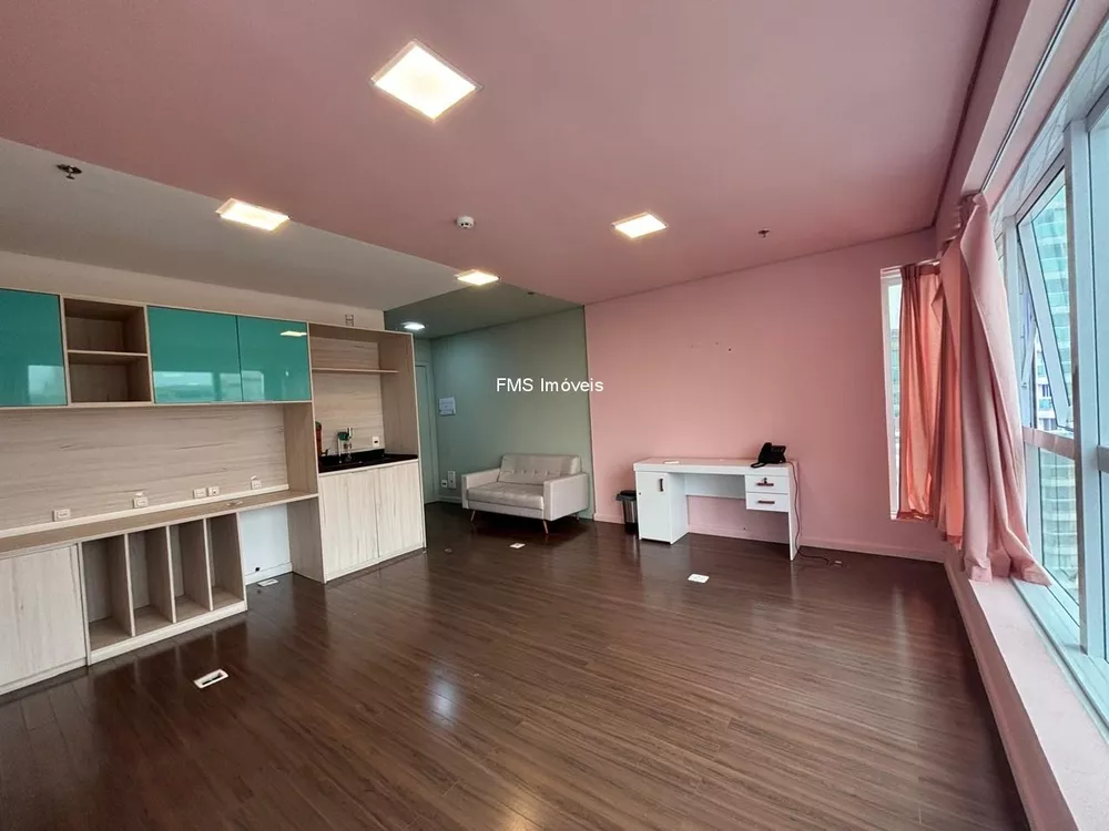 Conjunto Comercial-Sala à venda e aluguel com 1 quarto, 31m² - Foto 1