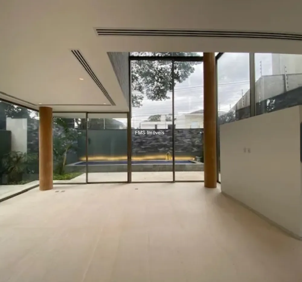 Casa, 3 quartos, 636 m² - Foto 1