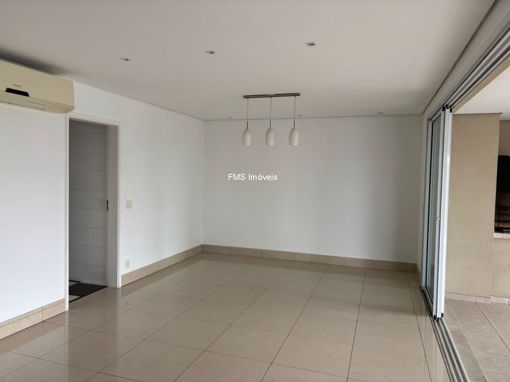 Apartamento, 4 quartos, 223 m² - Foto 1