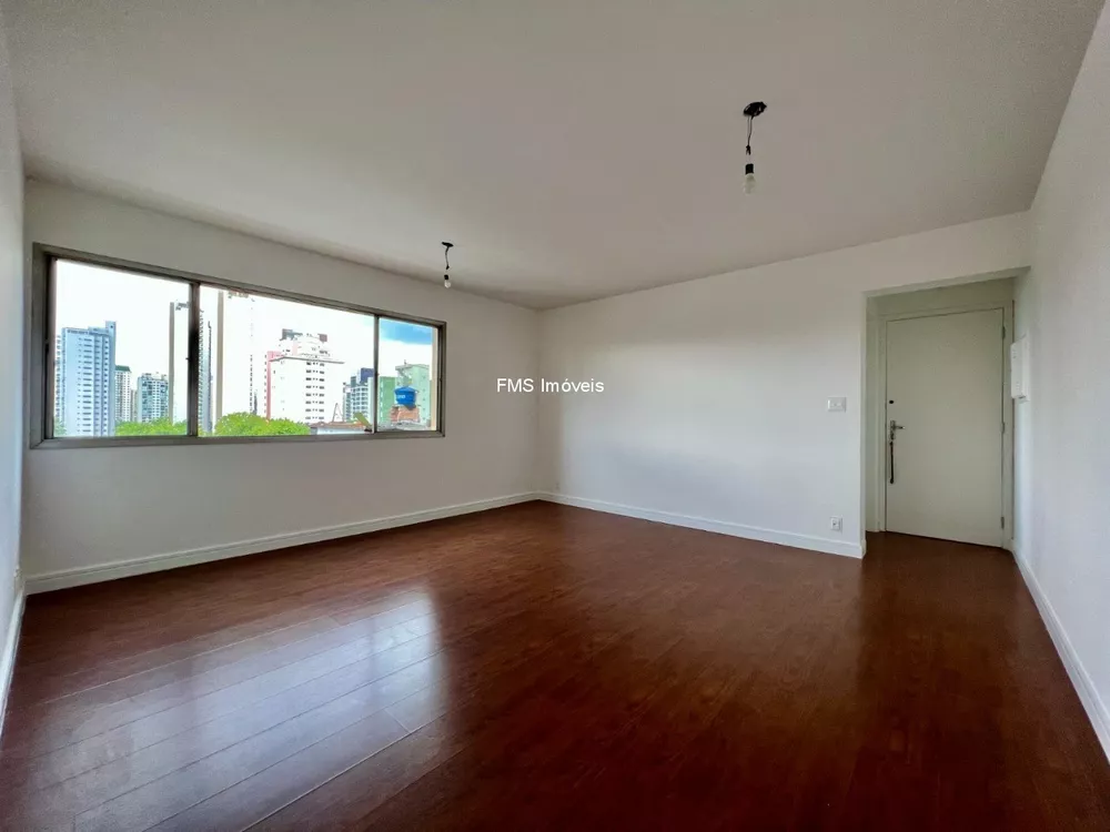 Apartamento à venda com 3 quartos, 122m² - Foto 2