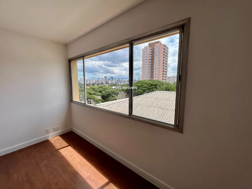 Apartamento à venda com 3 quartos, 122m² - Foto 3