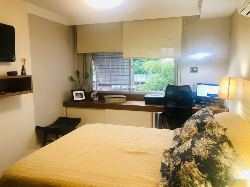 Apartamento à venda com 4 quartos, 212m² - Foto 9