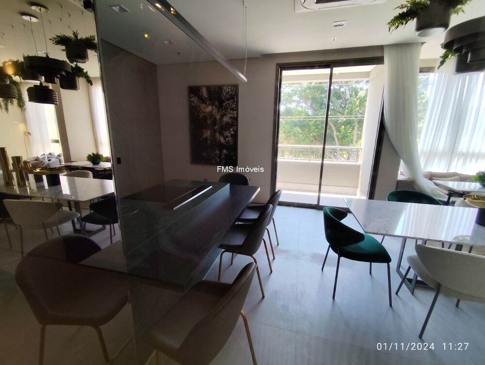 Apartamento à venda com 1 quarto, 42m² - Foto 11