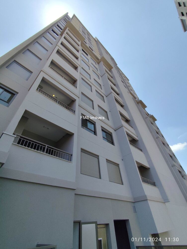 Apartamento à venda com 1 quarto, 42m² - Foto 19