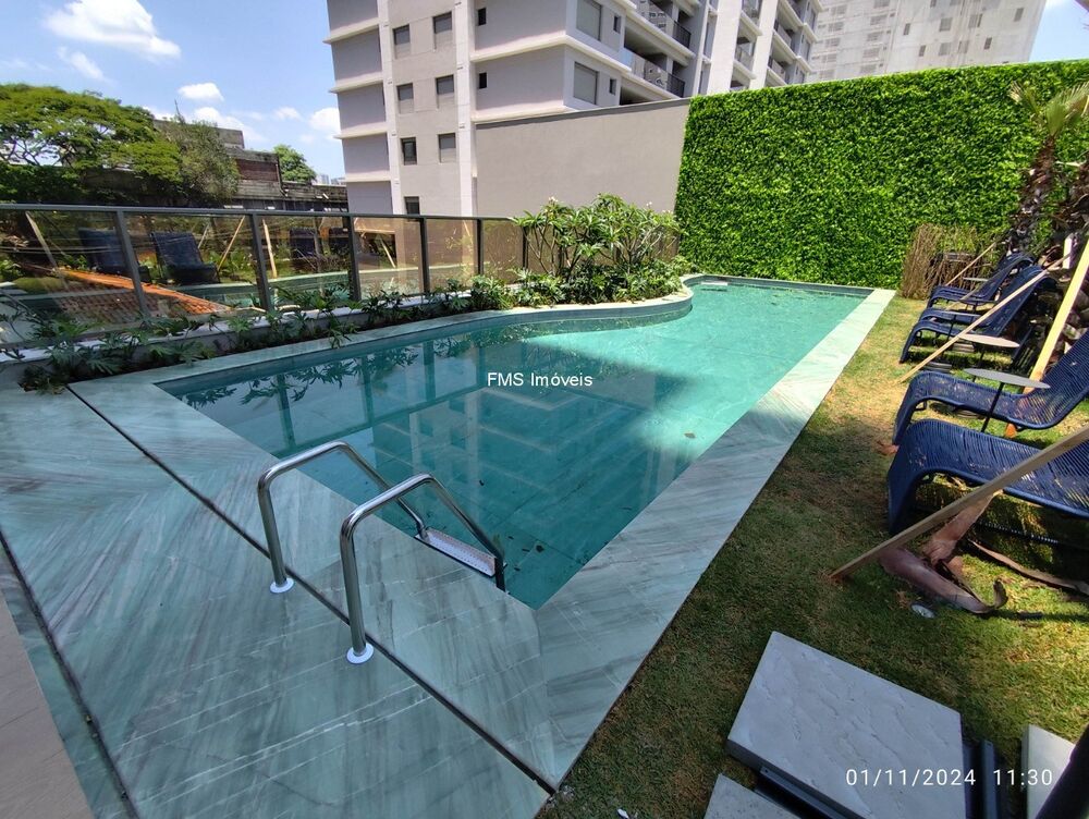 Apartamento à venda com 1 quarto, 42m² - Foto 18