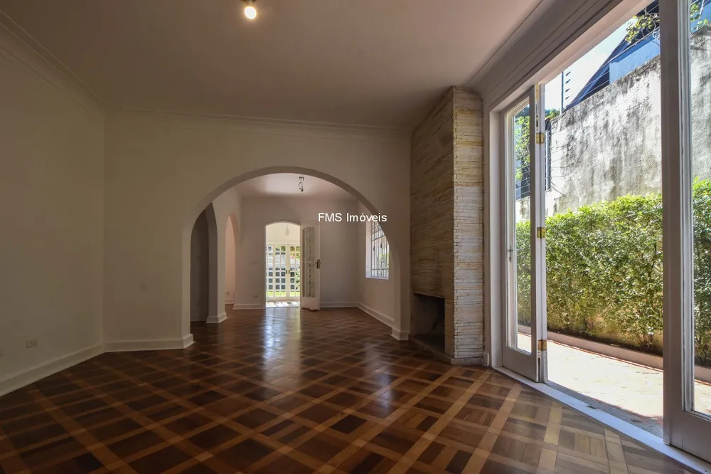 Casa, 3 quartos, 250 m² - Foto 2