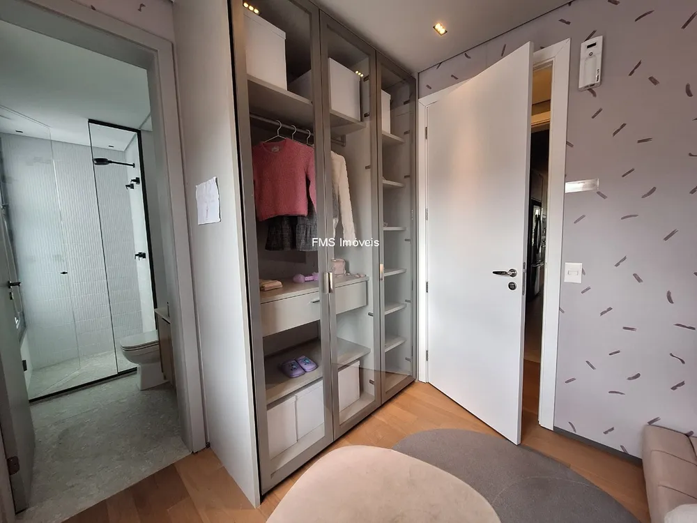 Apartamento, 3 quartos, 209 m² - Foto 1