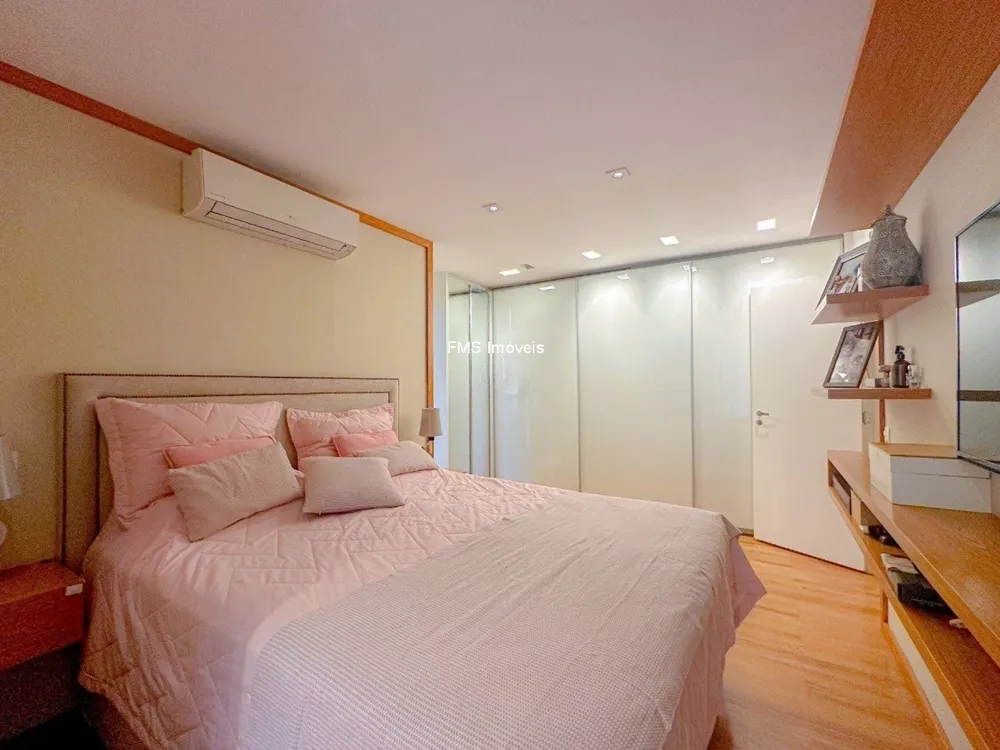 Cobertura, 3 quartos, 229 m² - Foto 4