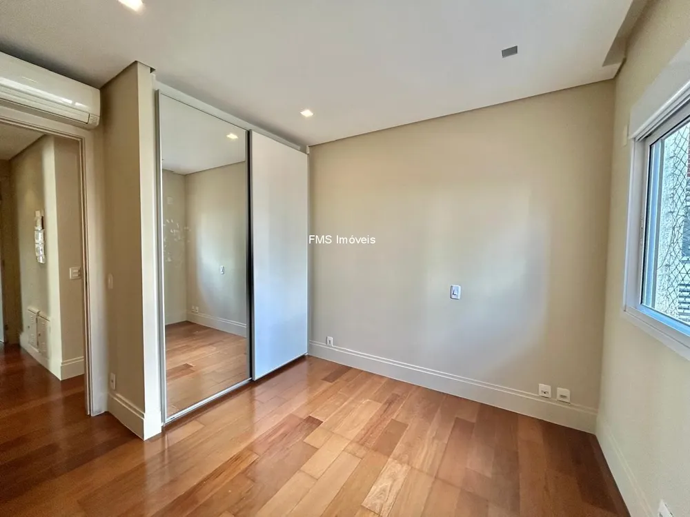 Apartamento, 3 quartos, 173 m² - Foto 1